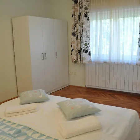 Apartman Villon Apartmanhaz