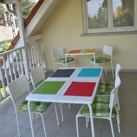 Villon Apartmanhaz Apartman Balatonlelle